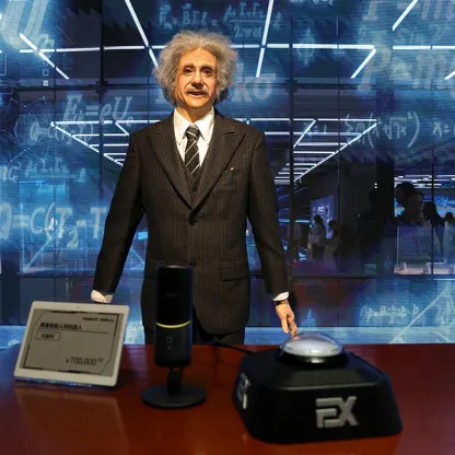 آينشتاين للبيع.. متجر في بكين يبيع روبوتات للاستخدام المنزلي