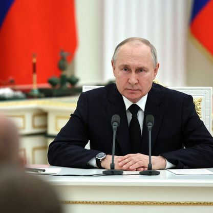 واشنطن تستعد لفرض "مئات العقوبات" على موسكو