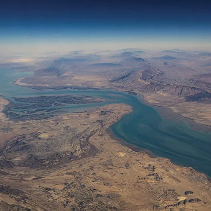 "قوس الدفاع" الإيراني.. 7 جزر تمسك بمفاتيح السيطرة على مضيق هرمز