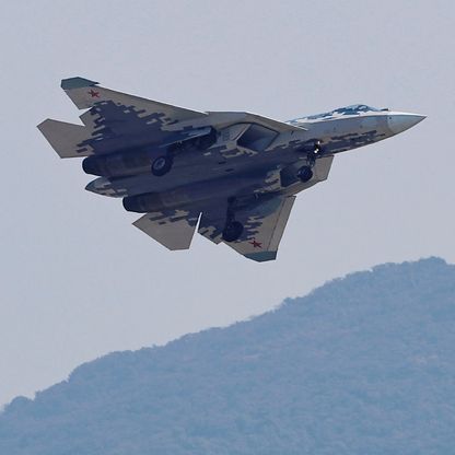 روسيا تعزز قدرات مقاتلة الجيل الخامس Su-57 بنسخة "مطورة"