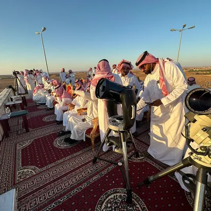 السعودية والإمارات وقطر تعلن الجمعة أول أيام عيد الفطر