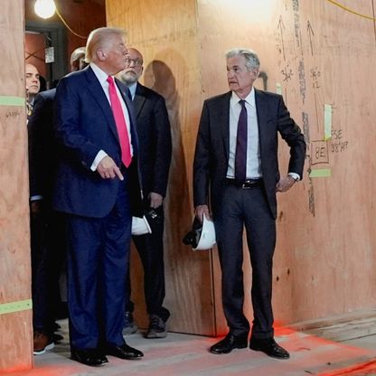 ترمب: ليس من الضروري إقالة رئيس مجلس الاحتياطي الفيدرالي