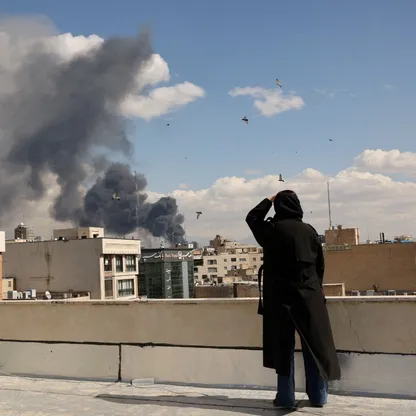 غارات إسرائيلية مكثفة على إيران.. وطهران تعلن استهدف القواعد الأميركية بهجمات صاروخية