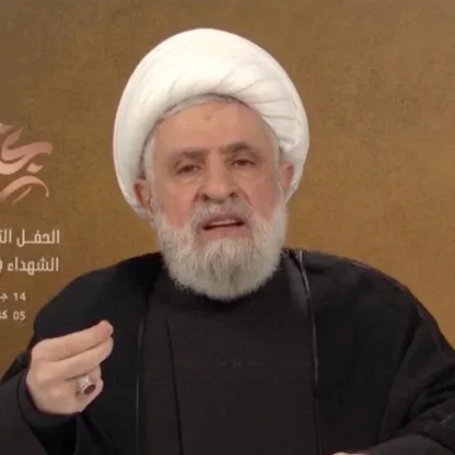 قاسم يرفض نزع سلاح "حزب الله".. وينتقد إشراك مدني لبناني في "الميكانيزم"