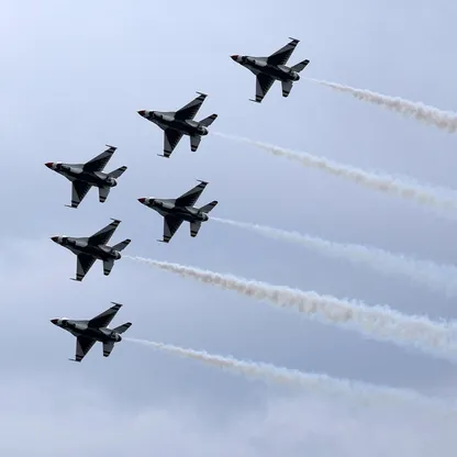 البنتاجون يربط طائرة F-16 بمسيرة تعمل بالذكاء الاصطناعي لفرض الهيمنة الجوية