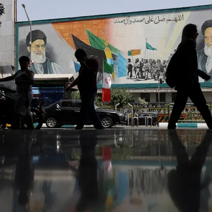 فرنسا وبريطانيا وألمانيا تحذر إيران من إعادة فرض عقوبات الأمم المتحدة