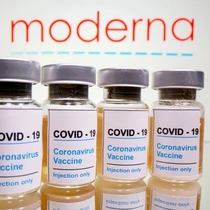 "موديرنا" تعلن موافقة FDA على لقاح جديد للوقاية من كوفيد 19