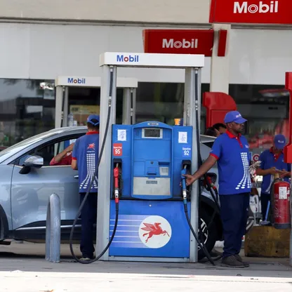 حرب إيران تدفع مصر إلى رفع أسعار الوقود المحلي