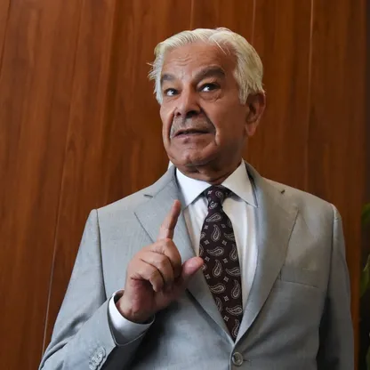 باكستان تحذر من "حرب مفتوحة" مع أفغانستان حال فشل محادثات السلام