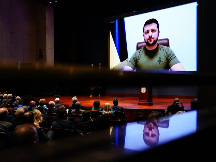 الرئيس الأوكراني فولوديمير زيلينسكي يلقي خطاباً أمام أعضاء الكونجرس الأميركي - 16 مارس 2022 - REUTERS