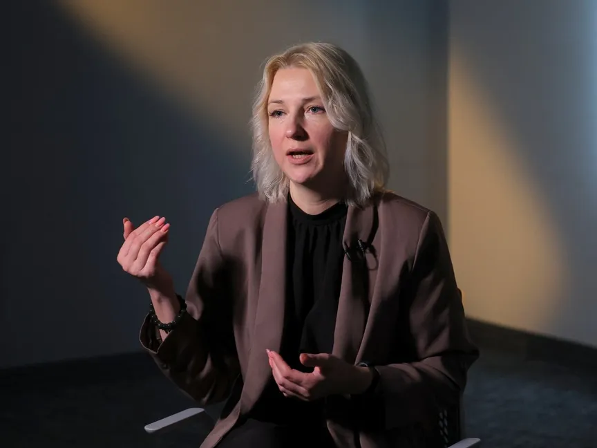 السياسية المستقلة والإعلامية السابقة يكاترينا دونتسوفا خلال مقابلة مع وكالة "رويترز" في موسكو. 25 نوفمبر 2023 - REUTERS