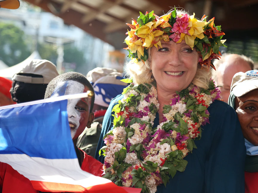 حال انتُخبت رئيسةً.. كيف ستكون رؤية لوبان لفرنسا والعالم؟