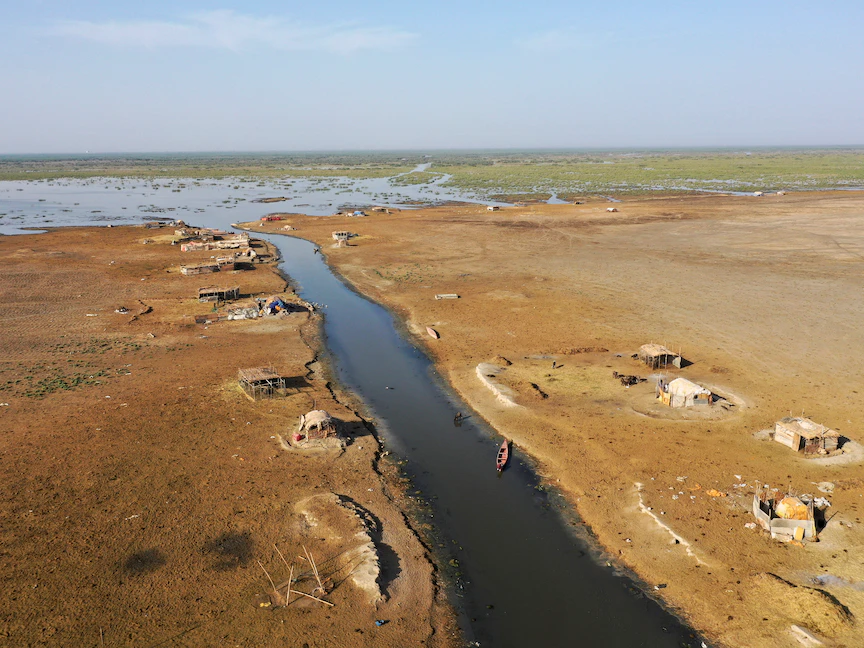 انخفاض منسوب المياه بمحافظة ذي قار العراقية - 3 يونيو 2022 - REUTERS