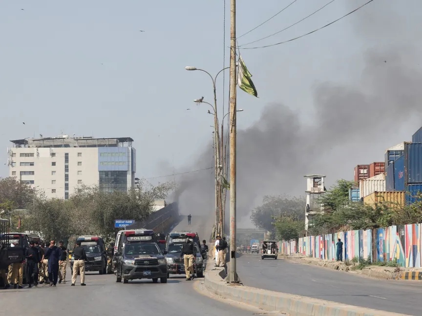 سقوط متظاهرين في كراتشي عقب اقتحام القنصلية الأميركية