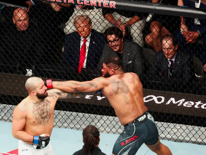 ترمب يتجاوز عقبة قضائية: نزال UFC سيقام في البيت الأبيض