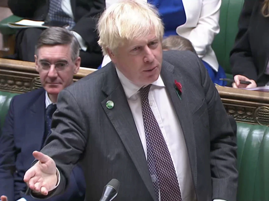 رئيس الوزراء البريطاني، بوريس جونسون يجيب على أسئلة النواب في البرلمان البريطاني - 3 نوفمبر 2021 - REUTERS