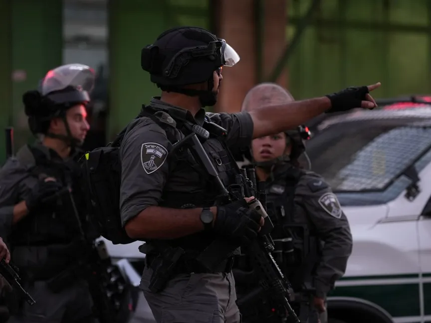 عناصر من الشرطة الإسرائيلية بعد حادث طعن قرب باب العامود في البلدة القديمة بالقدس المحتلة. 4 سبتمبر 2026 - Israelpolice