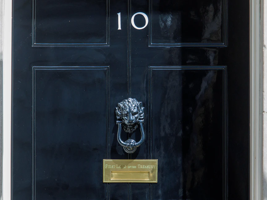 مقر الحكومة البريطانية في 10 داونينج ستريت في لندن - 20 يونيو 2022 - Bloomberg