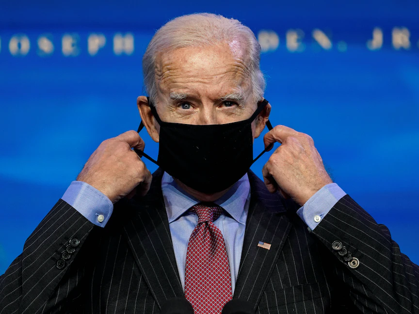 الرئيس الأميركي المنتخب جو بايدن أثناء إعلانه عن المرشحين لفريق الاقتصاد والوظائف في المقر الانتقالي في ويلمنغتون بديلاوير - 8 يناير 2021 - REUTERS