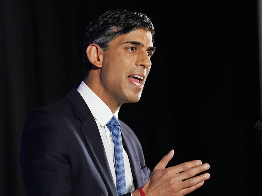 رئيس الوزراء البريطاني ريشي سوناك يلقي خطاب بشأن سياسات حكومته. 4 يناير 2023 - REUTERS