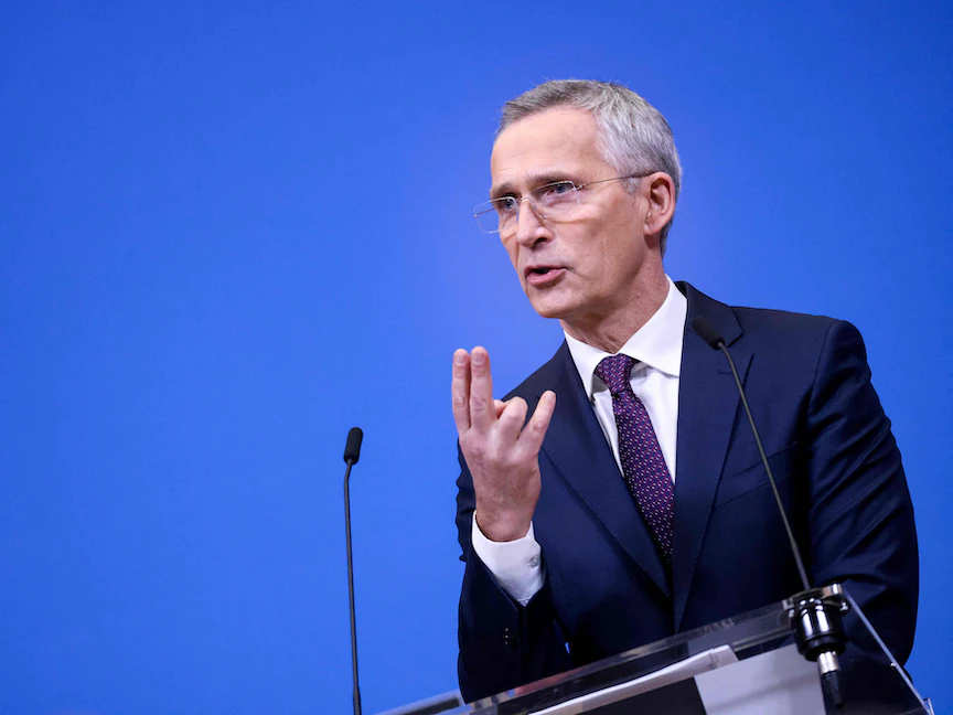 الأمين العام لحلف شمال الأطلسي (ناتو) ينس ستولتنبرج خلال مؤتمر صحافي في بروكسل. 15 فبراير 2023 - AFP