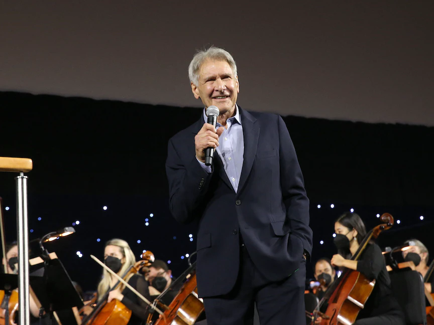 هاريسون فورد أثناء مناسبة سابقة ذات صلة بالموسم الخامس من "Indiana Jones"، أنهايم، ولاية كاليفورنيا - 26 مايو 2022 - AFP