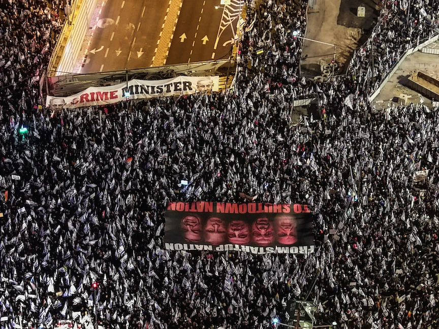 جانب من الاحتجاجات في إسرائيل ضد الائتلاف اليميني لرئيس الوزراء بنيامين نتنياهو وإصلاحاته القضائية المقترحة، تل أبيب 25 فبراير 2023 - REUTERS