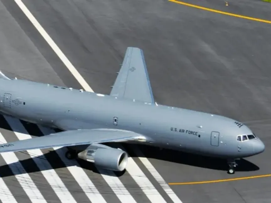 تضاعف مدى طائراتها.. ماذا نعرف عن طائرة التزود بالوقود KC-46 التي تسلمتها إسرائيل؟
