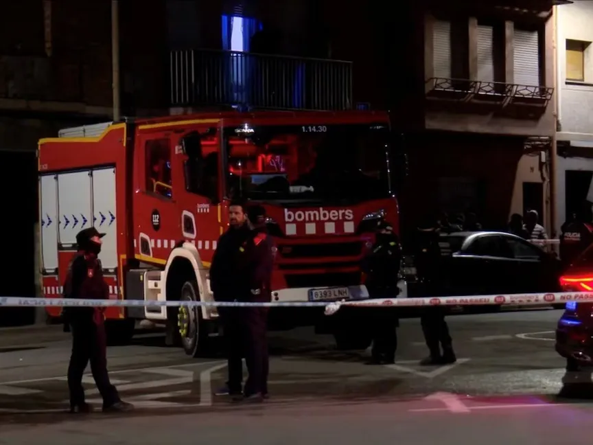 إسبانيا.. 5 وفيات جراء حريق في مبنى سكني بإقليم كتالونيا