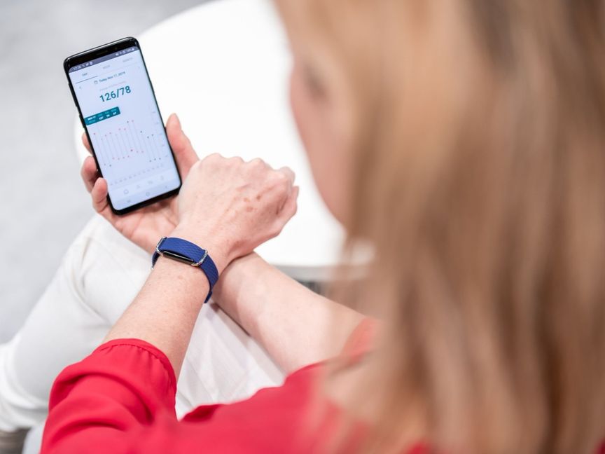 الأجهزة القابلة للارتداء قد تتنبأ بتفاقم التصلب المتعدد