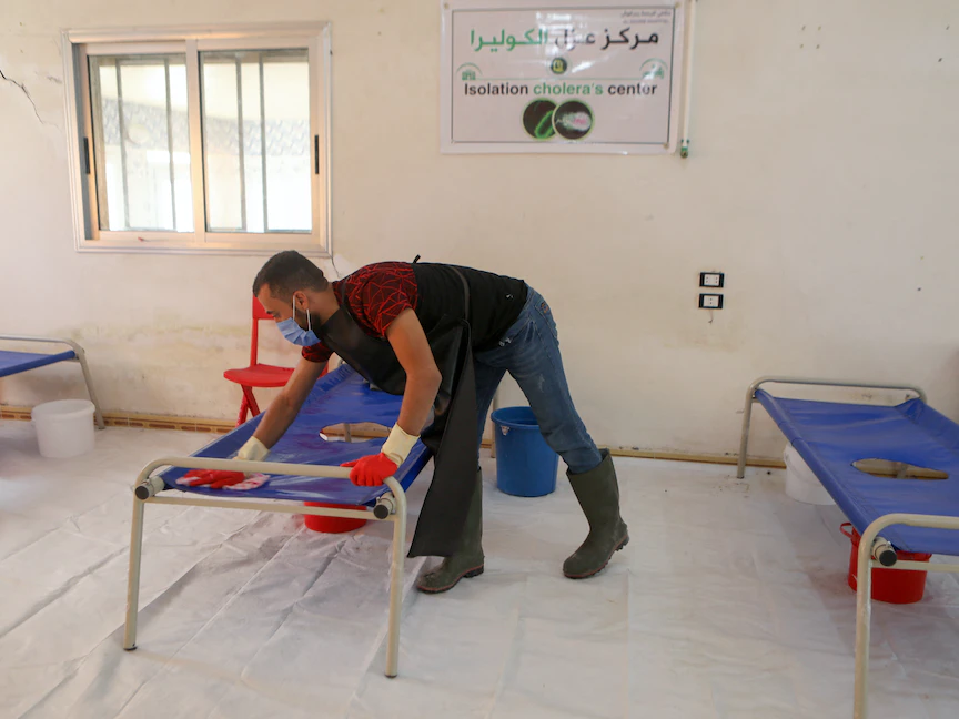 مركز طبي تم افتتاحه مؤخراً لحالات الكوليرا في بلدة دركوش السورية. 22 أكتوبر 2022 - AFP