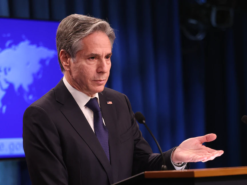 وزير الخارجية الأميركي أنتوني بلينكن خلال مؤتمر صحافي في واشنطن - 21 ديسمبر 2021 - AFP