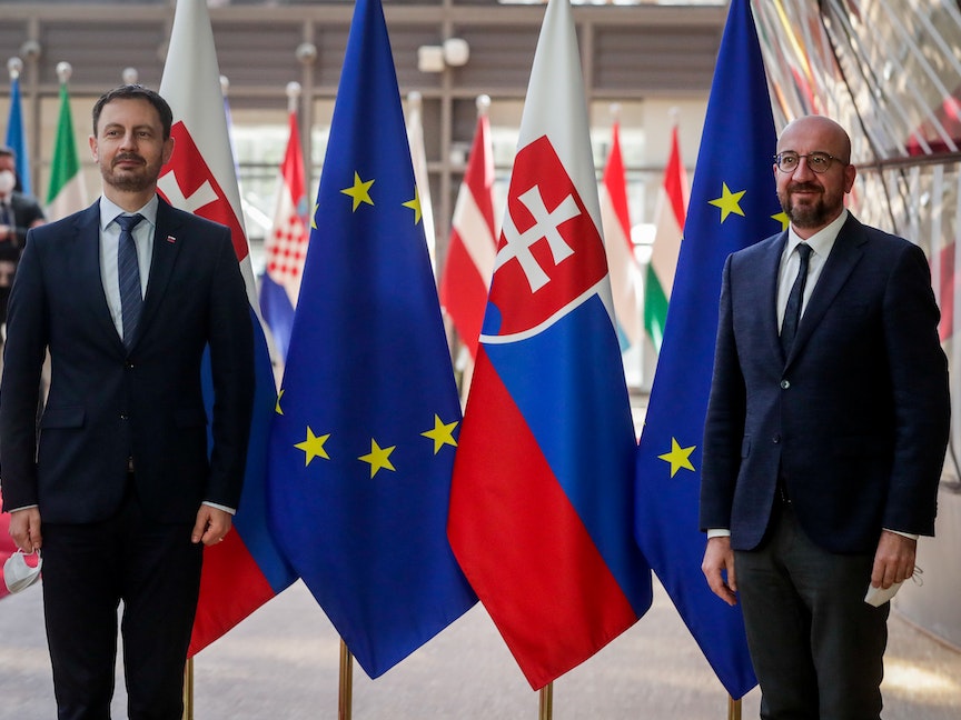 سلوفاكيا تحذر من انهيار اقتصادها وتناشد الاتحاد الأوروبي الدعم 