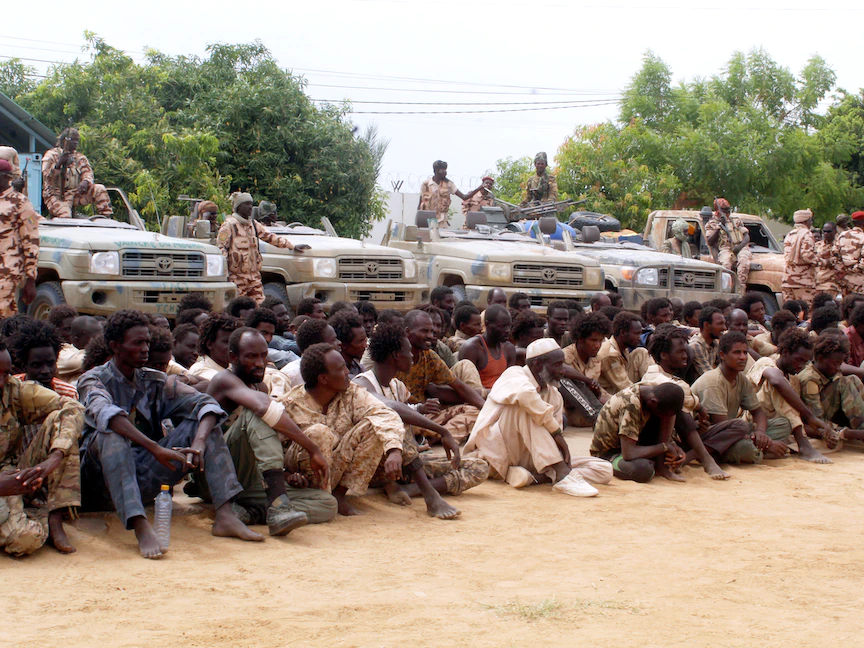 "مشادة تافهة".. اشتباكات بين عمال مناجم الذهب في تشاد تودي بحياة 100 شخص