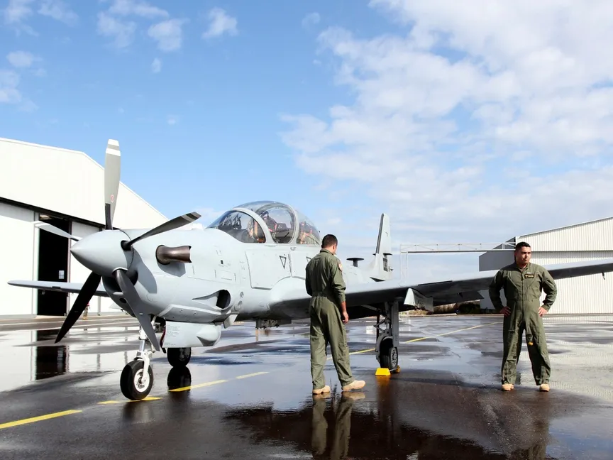 طائرة من طراز A-29 سوبر توكانو في قاعدة حامات الجوية في لبنان. 31 أكتوبر 2017 - REUTERS