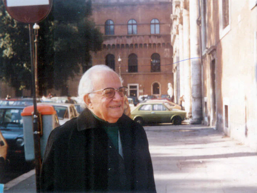 الكاتب المصري الراحل يحيى حقي - الشرق