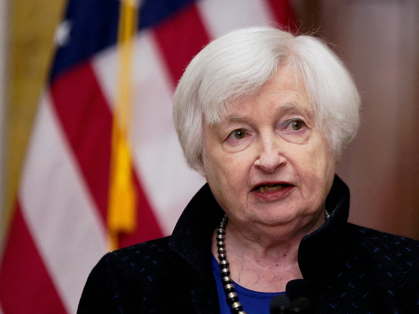 وزيرة الخزانة الأميركية جانيت يلين خلال متمر صحافي في واشنطن. 11 أبريل 2023 - REUTERS