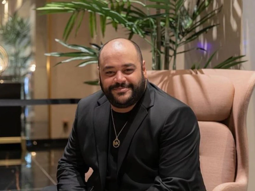 - instagram/mohamedmamdouhofficial_/