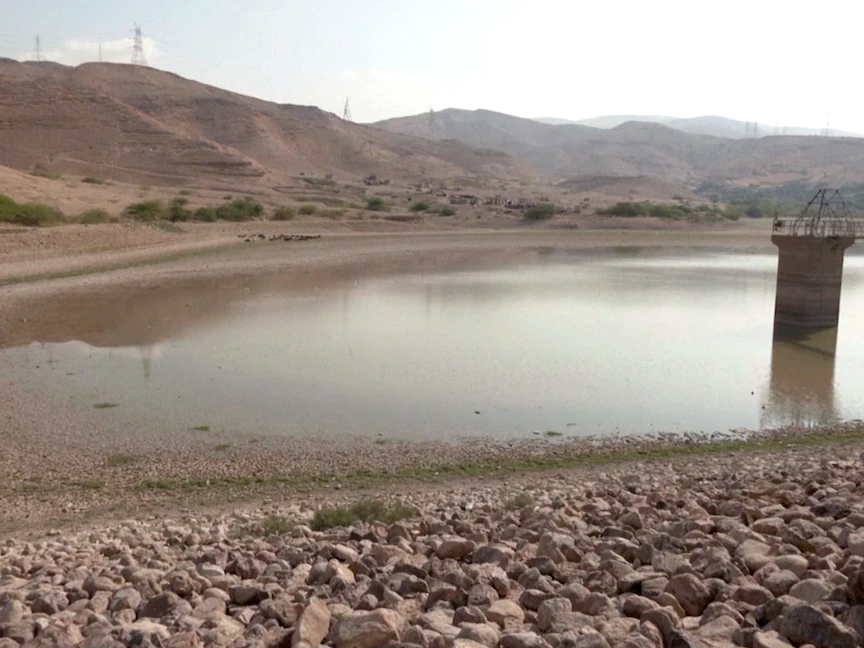 لقطة شاشة تظهر خزان مياه في وادي شعيب بمنطقة البلقاء- الأردن في 29 أغسطس 2021. - REUTERS