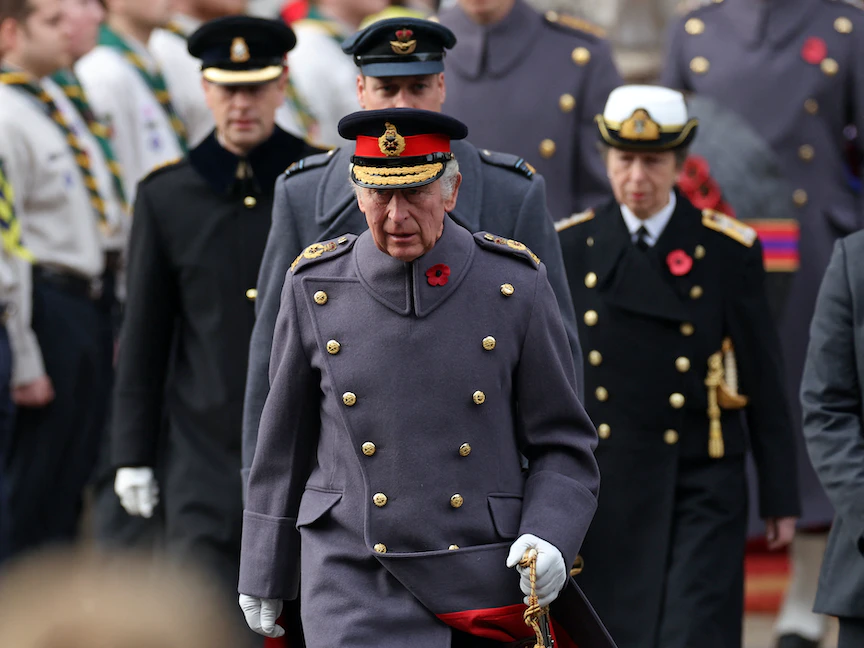 ملك بريطانيا تشارلز الثالث خلال مراسم إحياء ذكرى ملكية في وايتهول بوسط لندن في بريطانيا- 13 نوفمبر 2022 - REUTERS