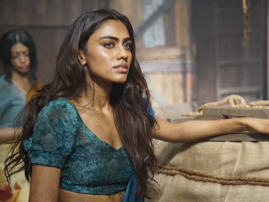 الممثلة الهندية أبكشا بوروال في مسلسل "دكة العبيد" - المكتب الإعلامي لقنوات mbc