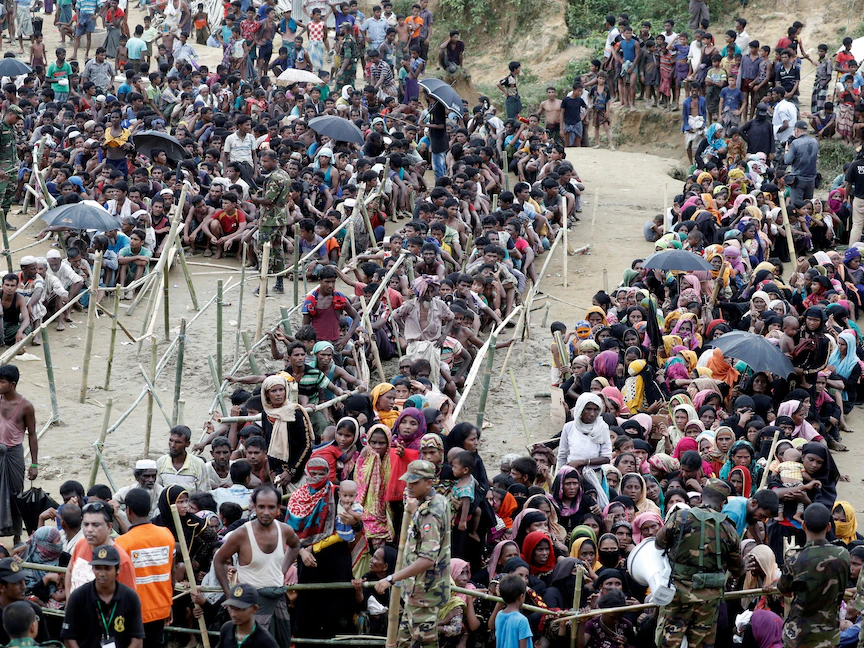 لاجئو الروهينجا في مدينة كوكس بازار في بنجلاديش - REUTERS