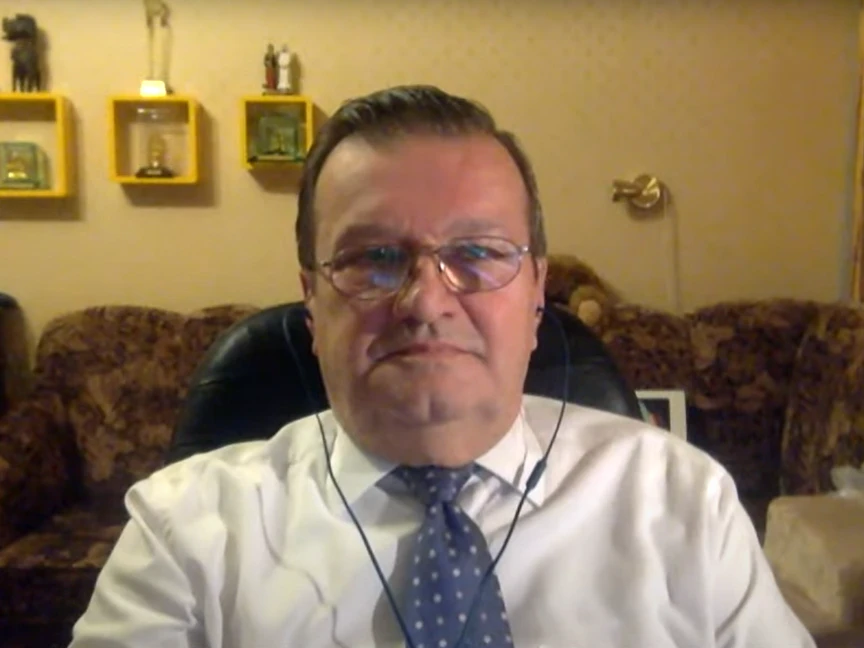 مستشار وزير الخارجية الأوكراني يفجين ميكيتينكو خلال لقائه مع "الشرق" في 22 أكتوبر 2022. - الشرق