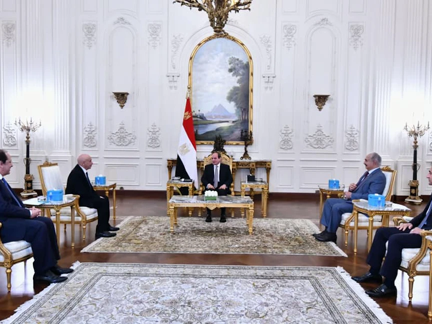 الرئيس المصري عبد الفتاح السيسي يستقبل رئيس مجلس النواب الليبي عقيلة صالح والقائد العام للقوات المسلحة الليبية المشير خليفة حفتر، 14 سبتمبر 2021 - facebook/Egy.Pres.Spokesman