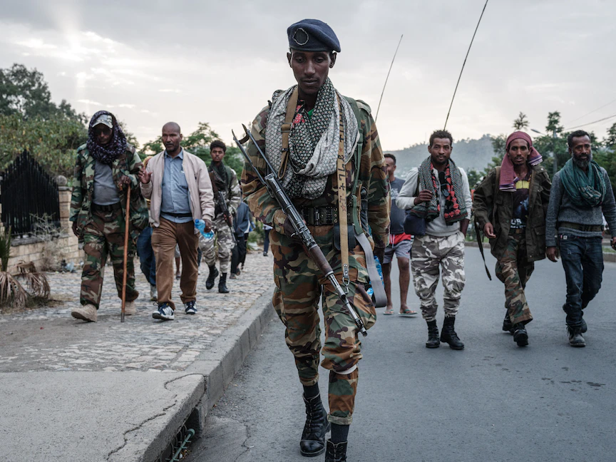 مسلحون تابعون لجبهة تحرير تيجراي يصلون إلى عاصمة الإقليم ميكيلي شمالي إثيوبيا- 29 يونيو 2021 - AFP
