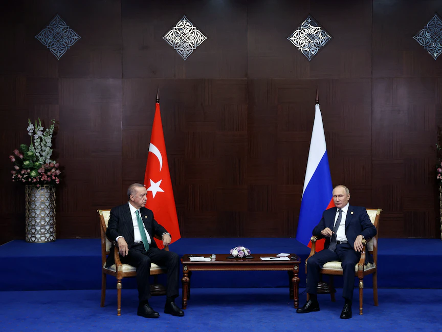 بوتين يلتقي أردوغان في سوتشي وسط مساع لإحياء اتفاق الحبوب