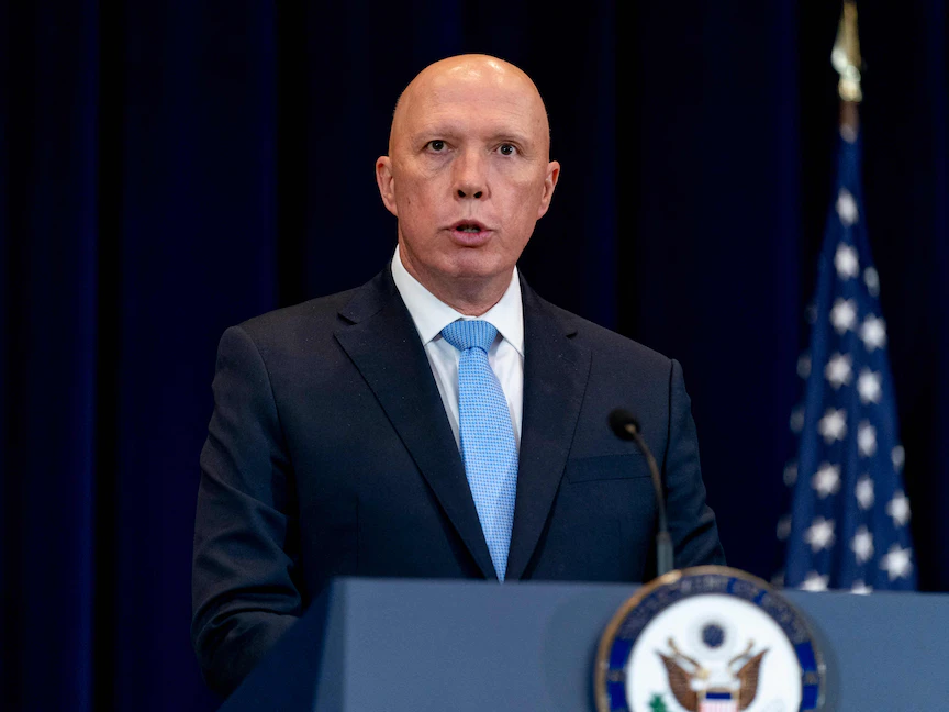 وزير الدفاع الأسترالي بيتر داتون يتحدث في مؤتمر صحافي بوزارة الخارجية الأميركية، واشنطن- 16 سبتمبر 2021 - AFP