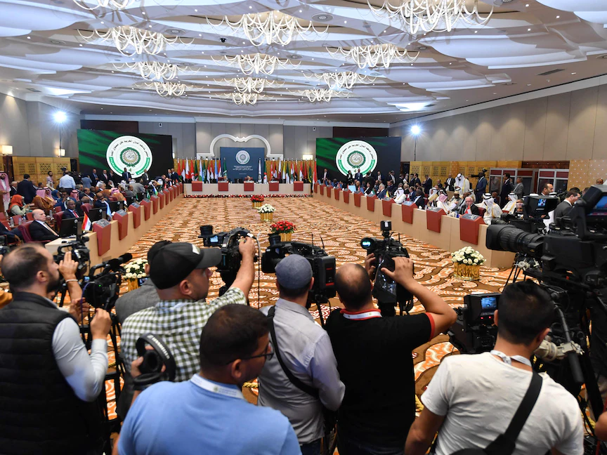 جانب من اجتماعات وزراء الخارجية العرب استعداداً للقمة العربية في الجزائر، في 29 أكتوبر 2022. - AFP