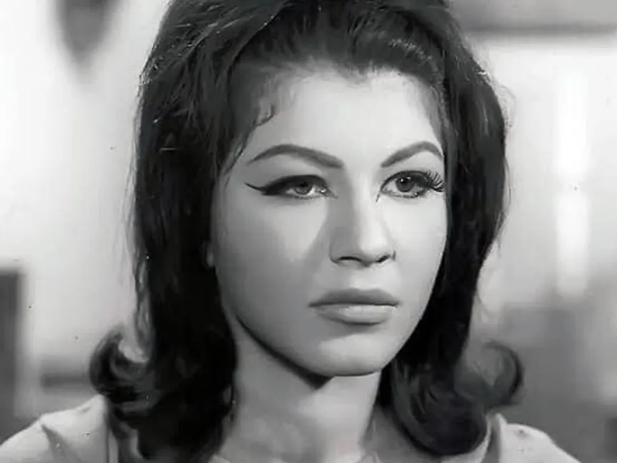 الفنانة المصرية شويكار - صفحة عضو مجلس نقابة المهن التمثيلية في مصر، عزوز عادل على فيسبوك