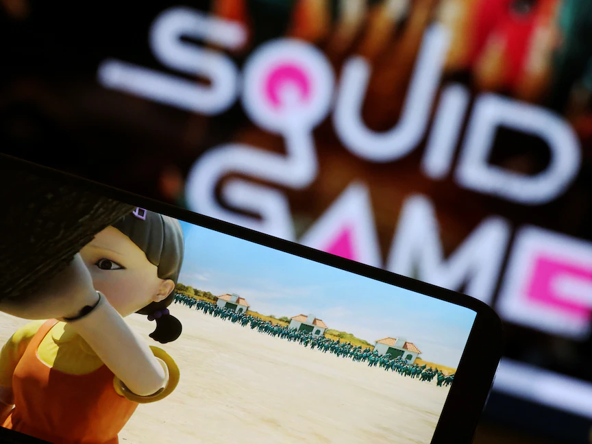 لقطة من مسلسل Squid Game على جهاز "آيباد" - REUTERS